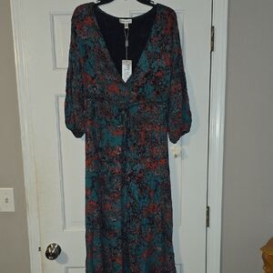 NWT V-Neck Maxi Dress 3/4 Sleeves